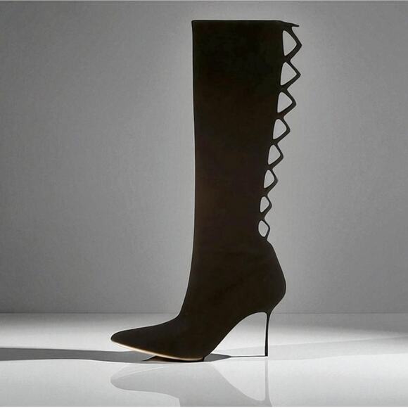 Black Manolo Blahnik Knee high boots with laser cut out sz 39.5 / 9 - Picture 2 of 11